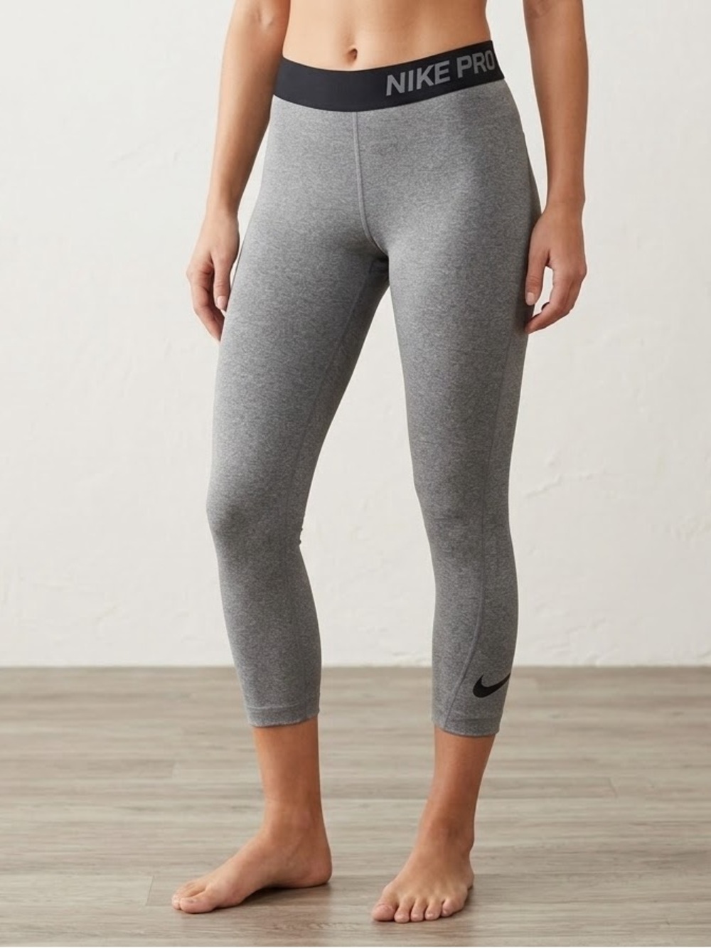 Nike Pro Dri-FIT Capri Leggings - Heather Grey